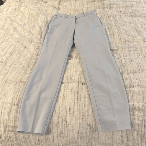 ๐๐ H&M Light blue pants-size US 2 ๐๐ - Picture 9 of 9